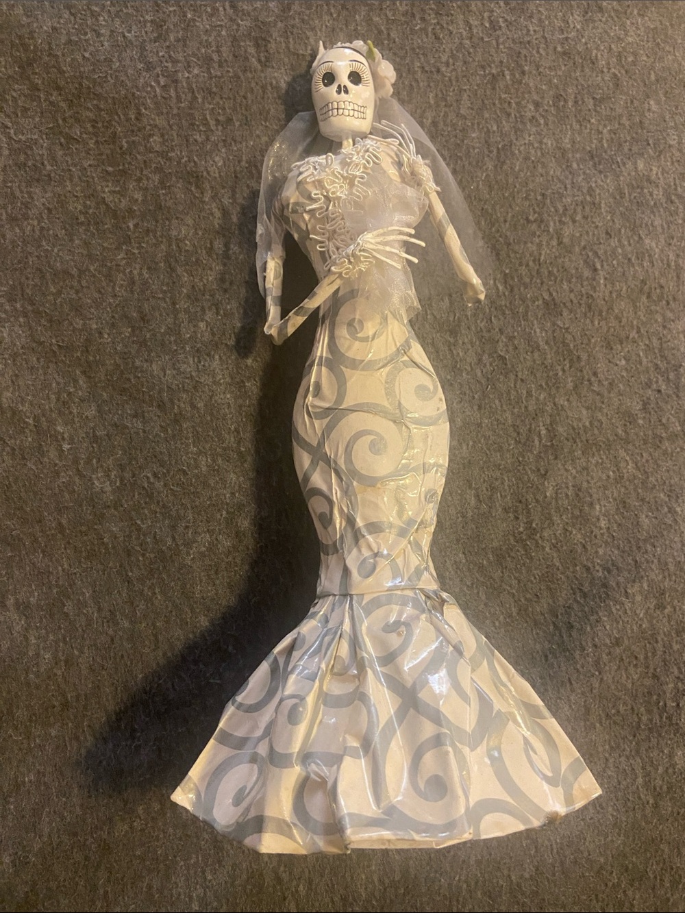 Decorative Skeletol Lady/ Bride Brand Unknown